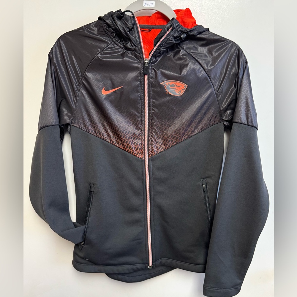 Nike Oregon State Beavers Black Hooded Windrunner Jacket, Women’s XS